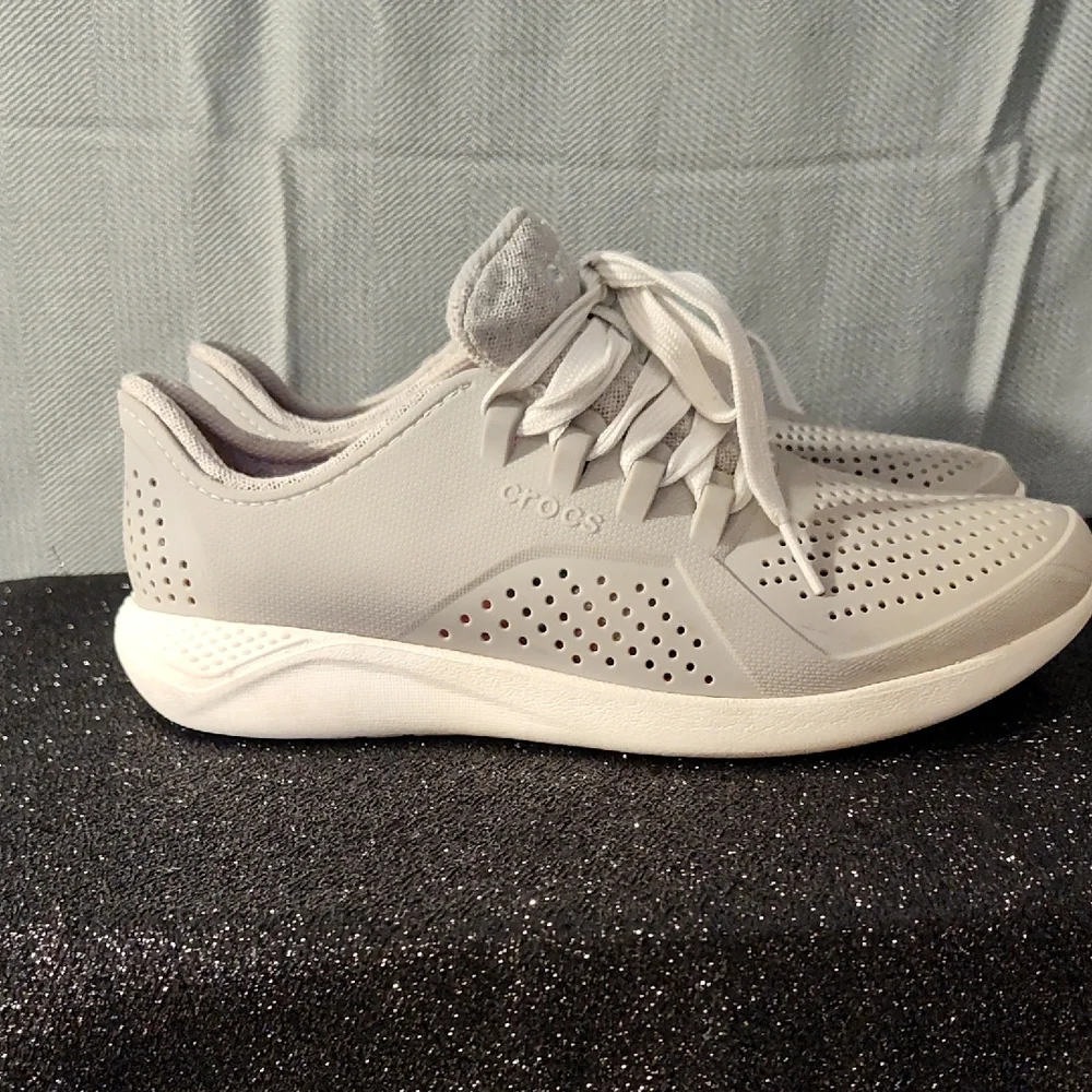 Lite Ride By Crocs Sneakers - Picture 2 of 6